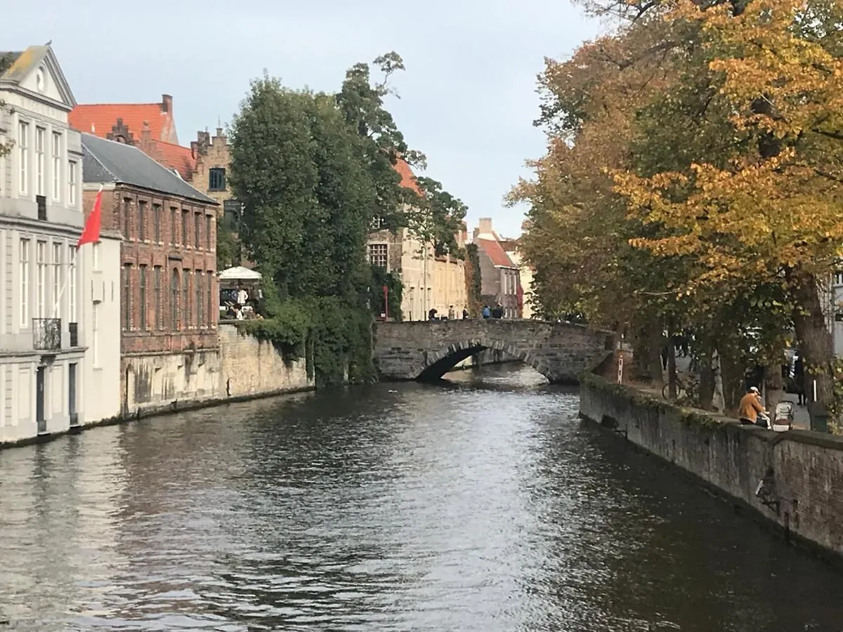 Lien'S Cottage Brugge 0*,